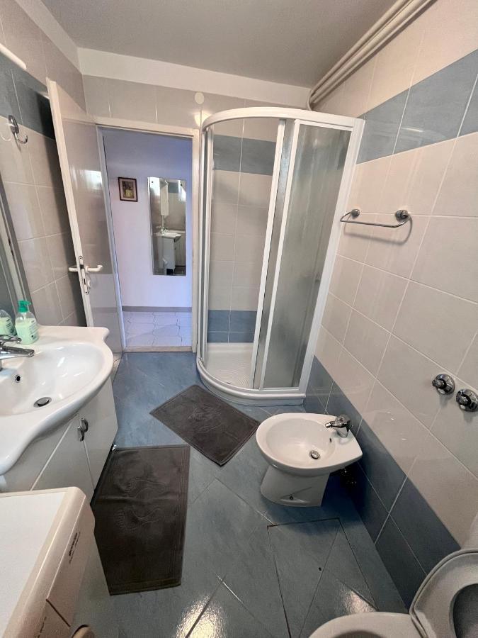Apartment Franc Izola Esterno foto